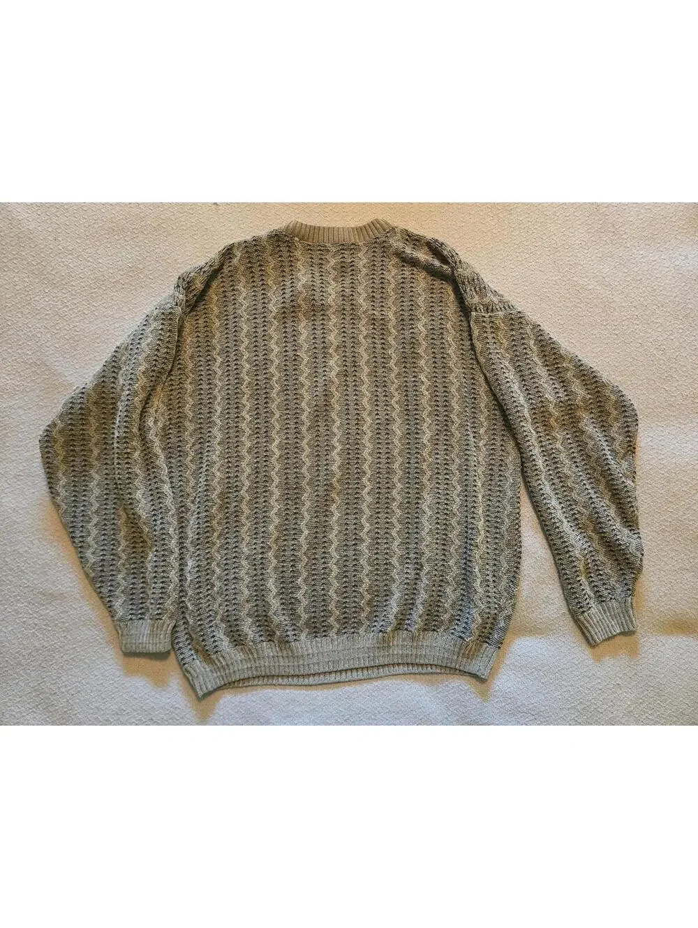 Tundra Sweater L | Textured Neutral Wave Knit - Picture 5 of 8